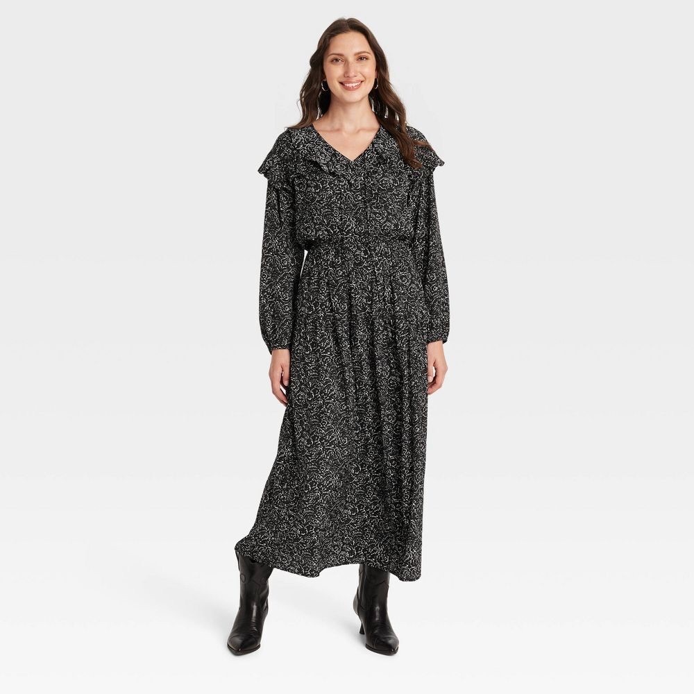NWT Universal Thread Midi Dress - Size M
